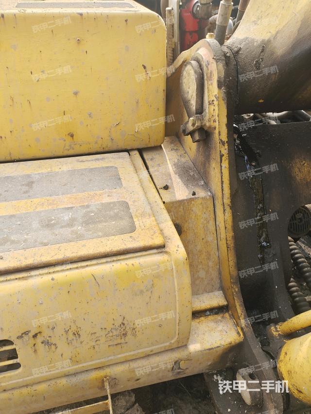 大臂背部俯視（工作和回轉裝置）