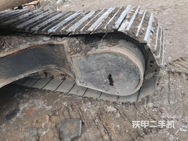 右側(cè)行走馬達蓋板（行走機構(gòu)）