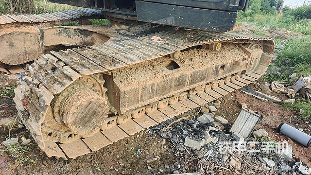 单侧履带整体（整机外观）