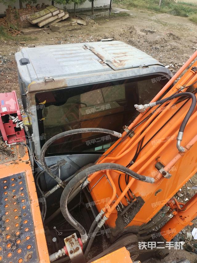 驾驶室顶部俯视（上车部件）