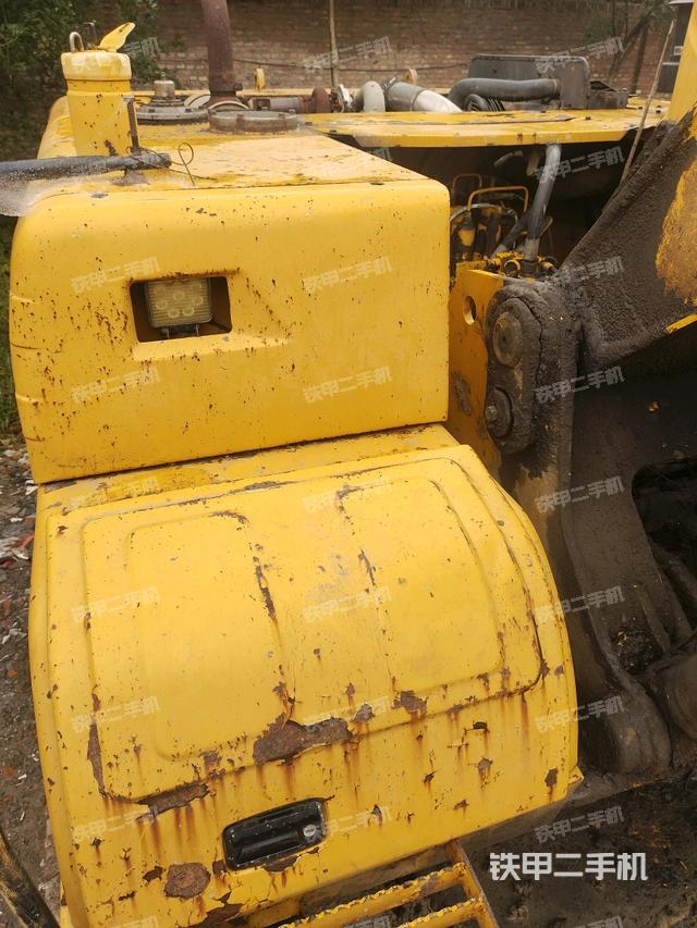 大臂根部?斜視（工作和回轉(zhuǎn)裝置）