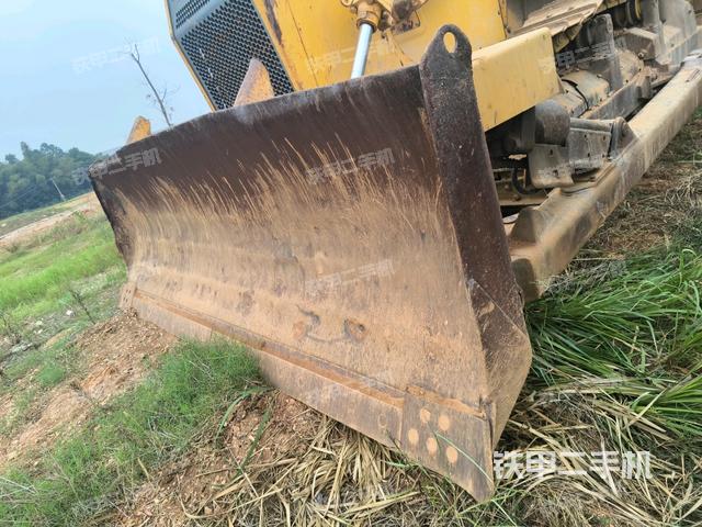 推土铲左后（推土机底盘及工作装置）
