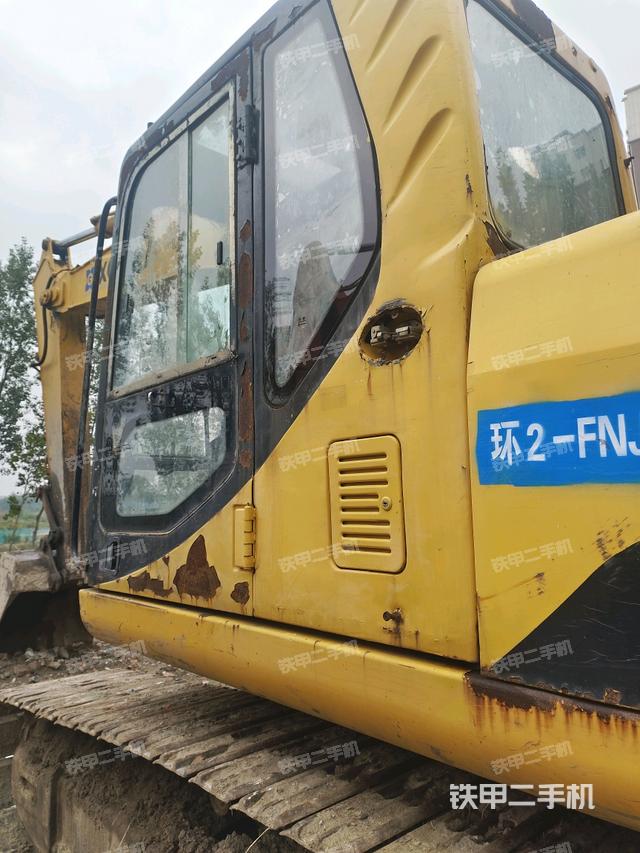 駕駛室左后45度（駕駛室部分）