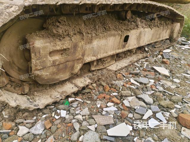 左導(dǎo)向輪（行走機(jī)構(gòu)）