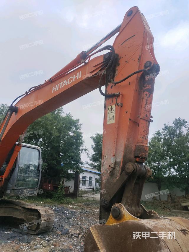 小臂整体左后（工作和回转装置）