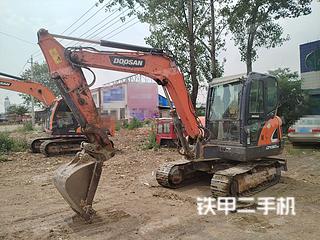 斗山DX55-9CN挖掘机实拍图片