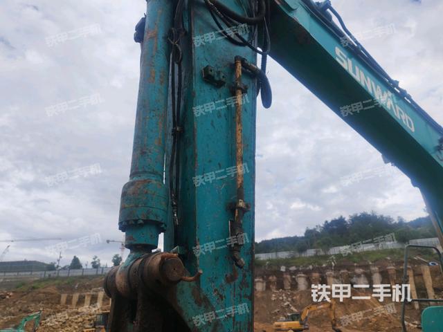 小臂整体右前（工作和回转装置）