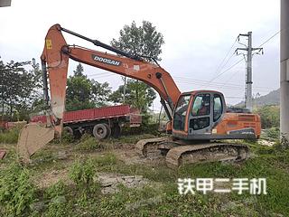 斗山DX215-9C挖掘机实拍图片