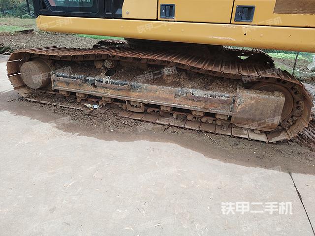 单侧履带整体（整机外观）