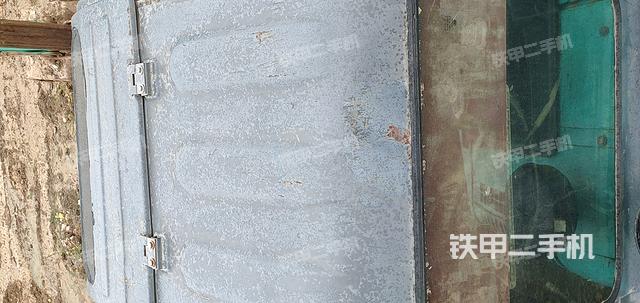 駕駛室頂部（整機(jī)外觀）