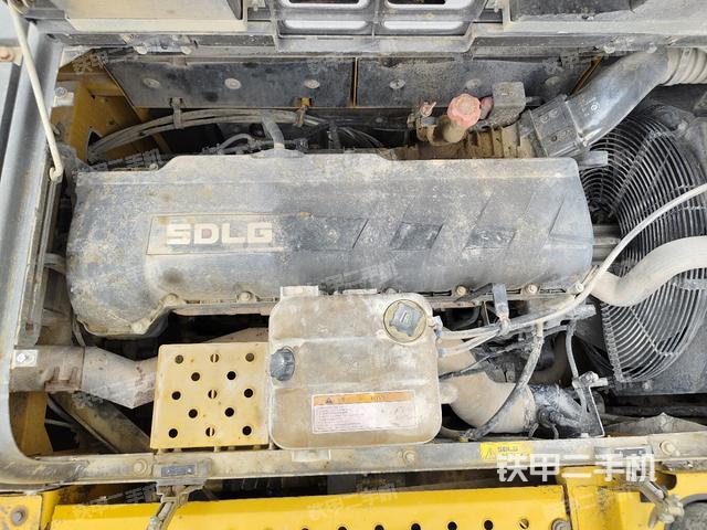 發(fā)動(dòng)機(jī)整體俯視（整機(jī)外觀）