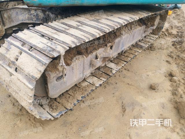 左侧履带整体 （行走机构）