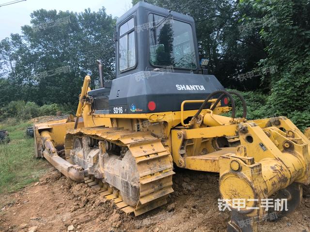 左后45°（推土机整车外观）