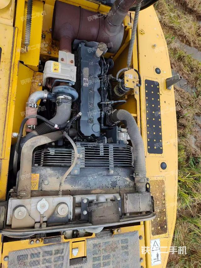 發(fā)動機(jī)整體俯視(整機(jī)外觀) 發(fā)動機(jī)整體俯視(整機(jī)外觀)