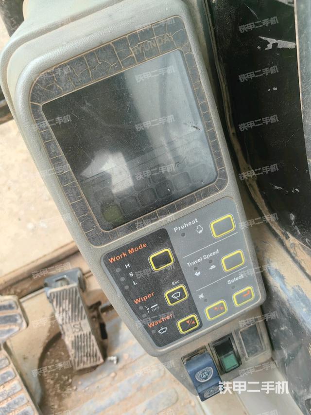 显示屏 （驾驶室部分）