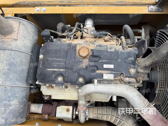 發(fā)動(dòng)機(jī)整體俯視(整機(jī)外觀) 發(fā)動(dòng)機(jī)整體俯視(整機(jī)外觀)