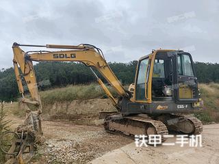 山东临工E655F挖掘机实拍图片