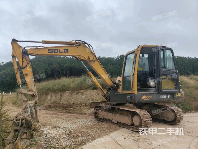 山東臨工E655F挖掘機