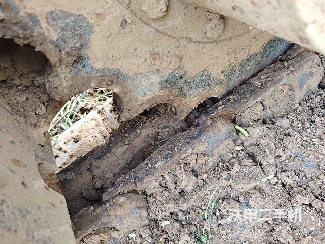 单侧履带整体（整机外观）