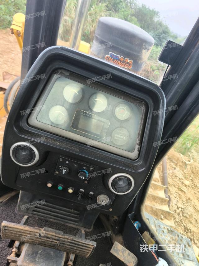 操作手柄左（推土机驾驶室）