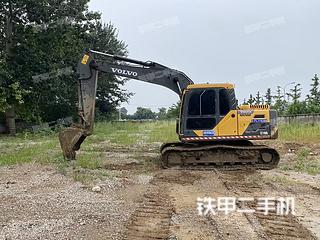 沃尔沃EC140DL挖掘机实拍图片