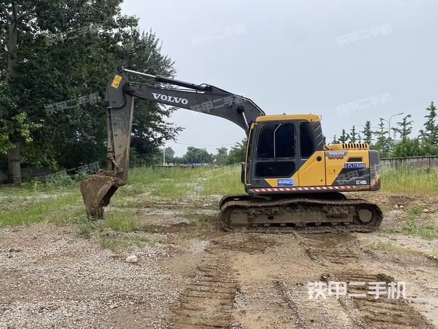 沃爾沃EC140DL挖掘機(jī)