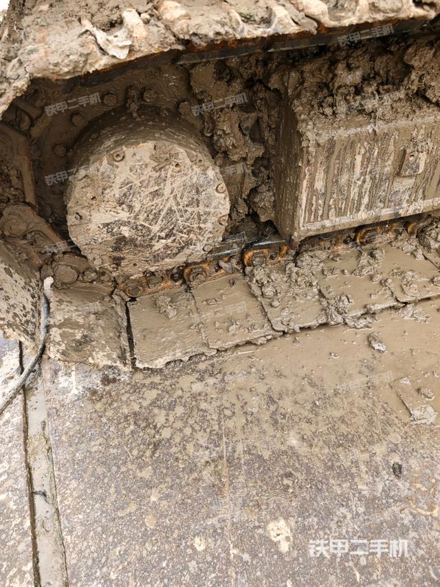 左側(cè)履帶整體?（行走機構(gòu)）