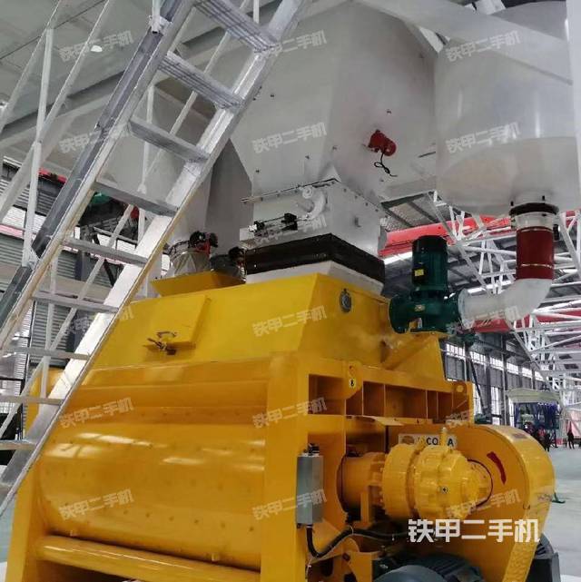 整機(jī)右后45°(設(shè)備外觀及核心部件) 整機(jī)右后45°(設(shè)備外觀及核心部件)
