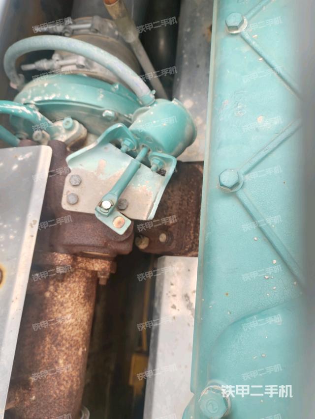 氣門室蓋螺絲特寫（上車部件）