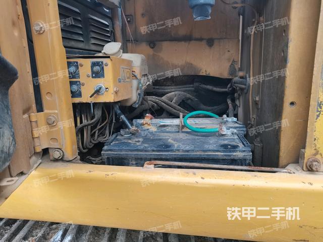 電瓶（大件艙室）