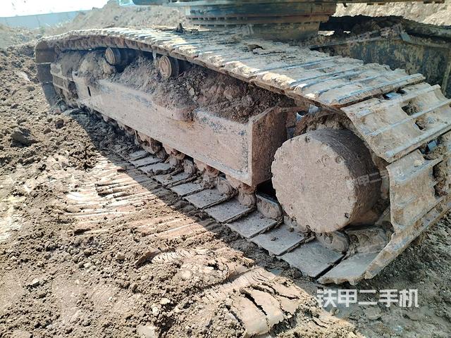 單側履帶整體（整機外觀）