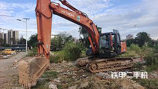 日立ZX200-3挖掘机实拍图片