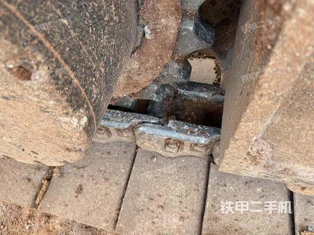 整機(jī)右后45°(整機(jī)外觀) 整機(jī)右后45°(整機(jī)外觀)