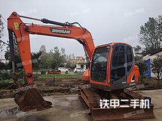 斗山DX75-9C挖掘机实拍图片