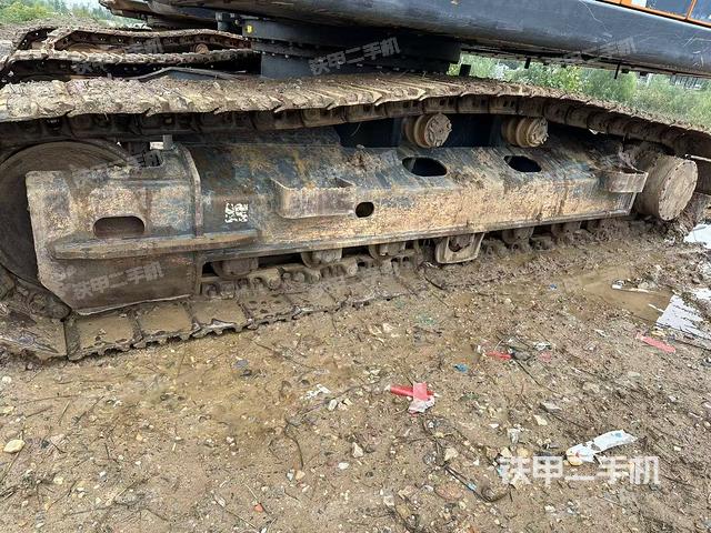 单侧履带整体（整机外观）