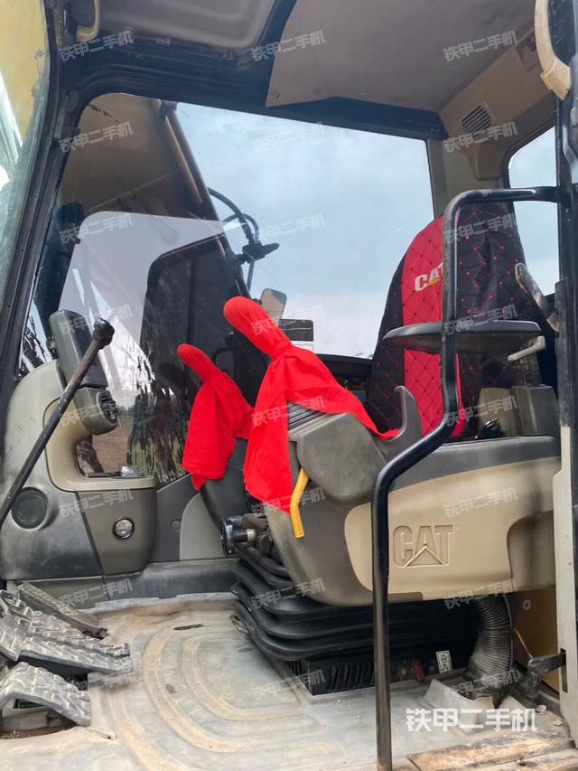 駕駛室整體（整機(jī)外觀）