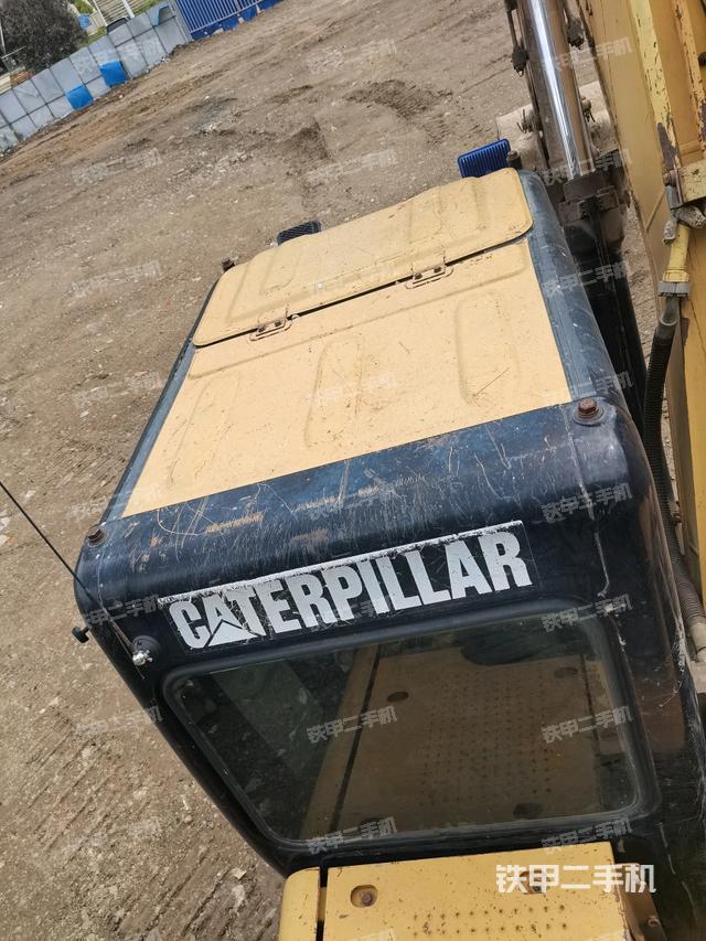 駕駛室頂部俯視（上車部件）