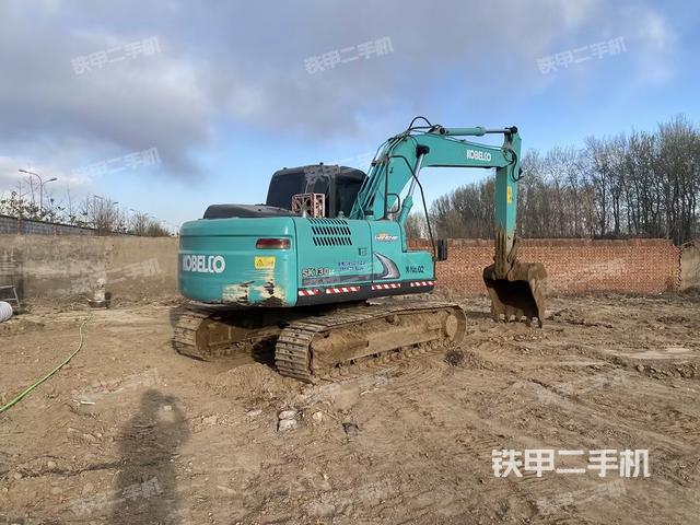 整機右后45°（整機外觀）