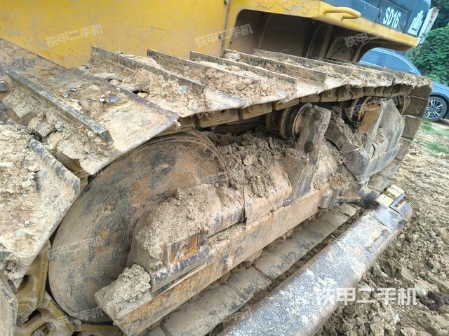 左引导轮（推土机底盘及工作装置）