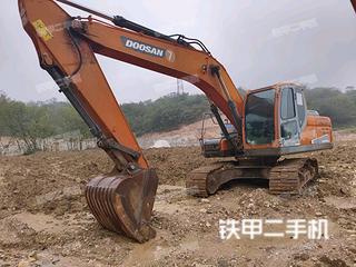 斗山DX215-9C挖掘机实拍图片