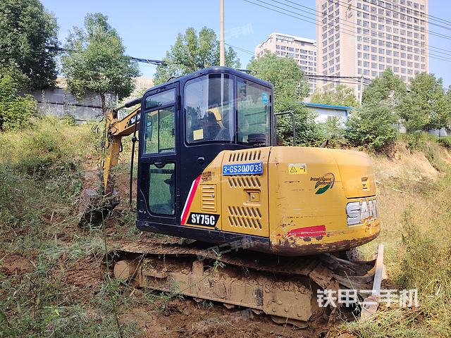 驾驶室整体（整机外观）