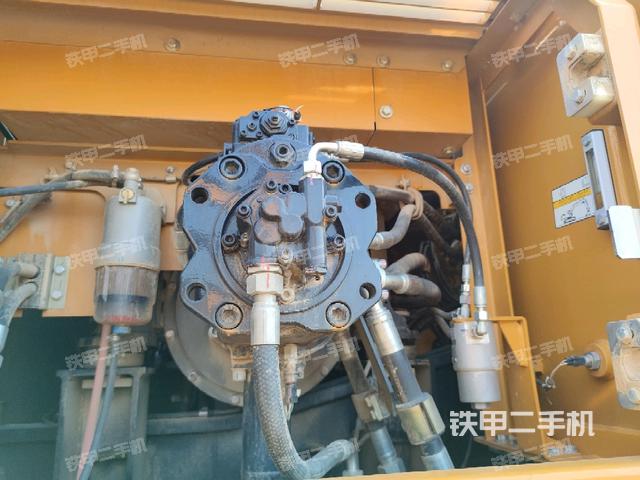 液压泵斜45 右（大件舱室）