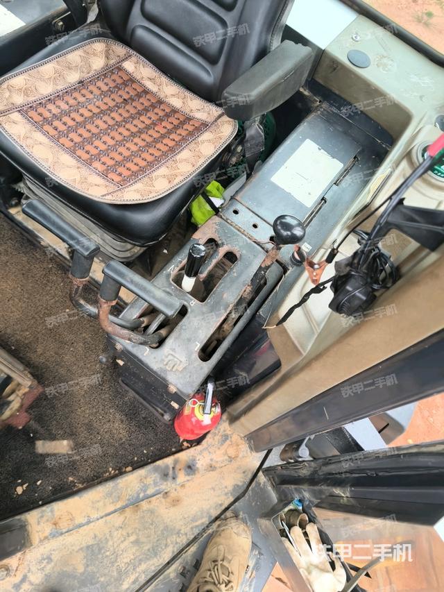 小時表（推土機(jī)駕駛室）