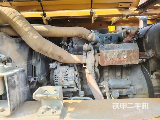 发动机整体俯视（整机外观）