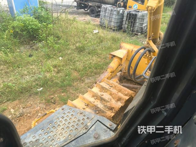 驾驶室左侧全景照（推土机驾驶室）