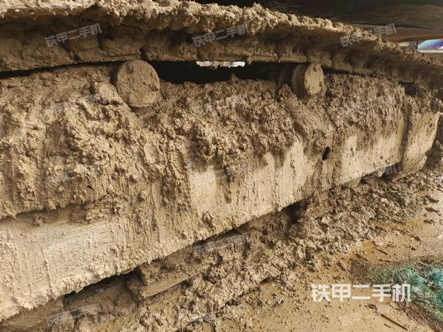 右側履帶整體（行走機構）