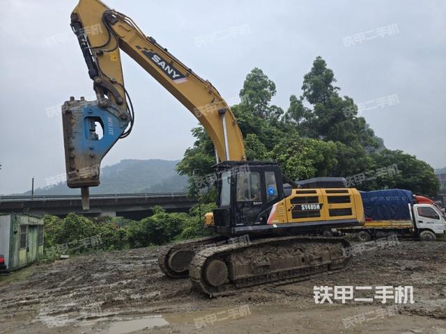 三一重工SY485H挖掘机