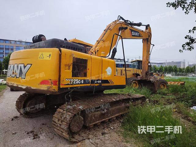 整機(jī)右后45°(整機(jī)外觀) 整機(jī)右后45°(整機(jī)外觀)