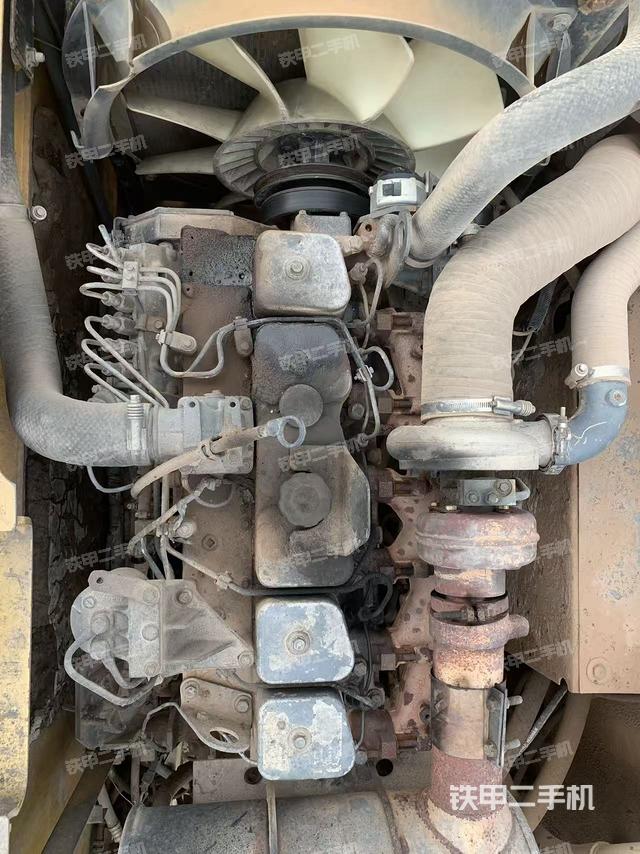 发动机整体俯视（整机外观）