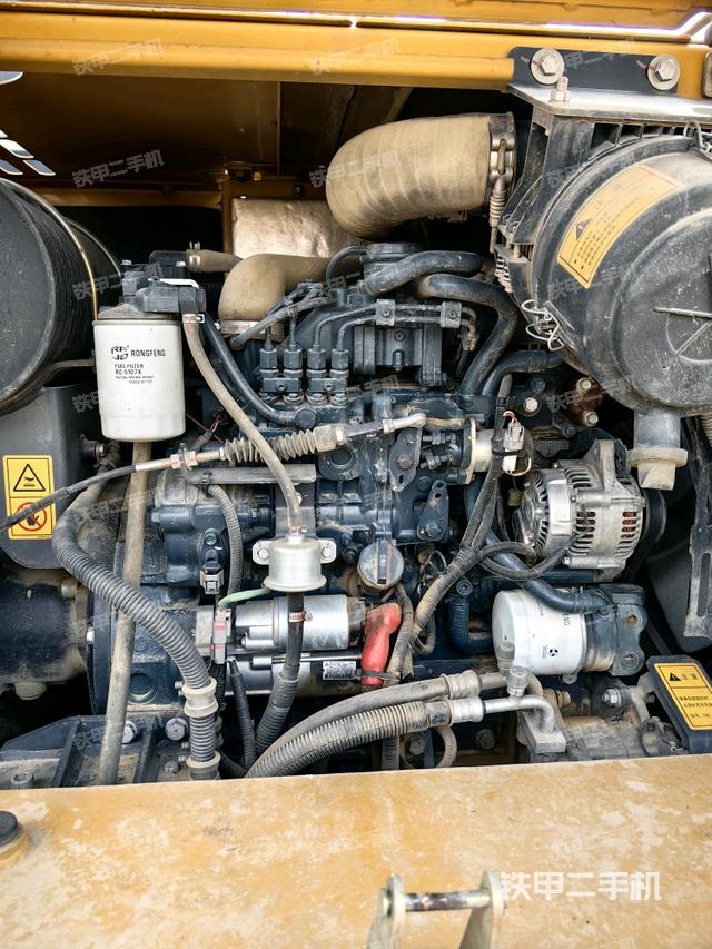 發(fā)動機(jī)室(上車部件) 發(fā)動機(jī)室(上車部件)